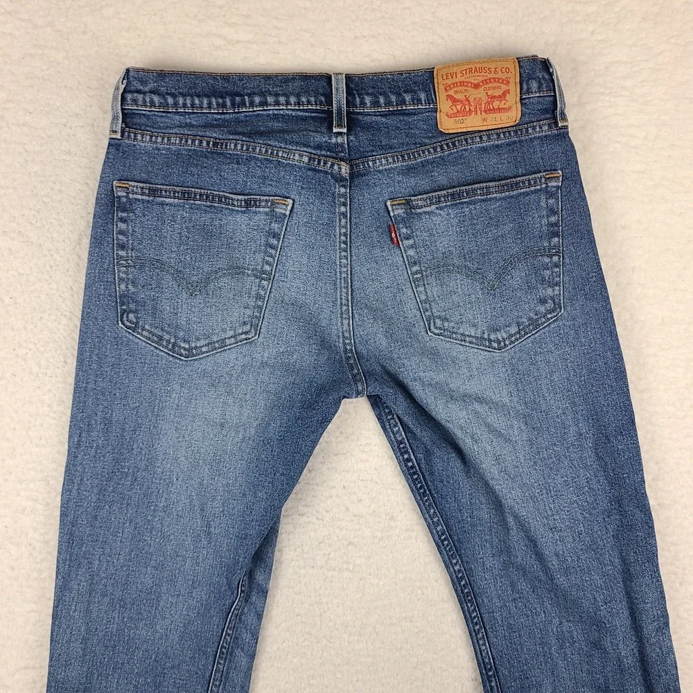 Levi's 502 Jeans Mens Blue 31x30 Slim Tapered Medium Wash Denim